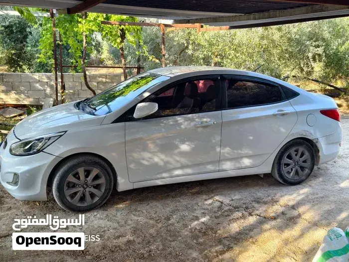 Hyundai Accent 2019 photo 4