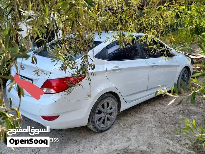 Hyundai Accent 2019 photo 3