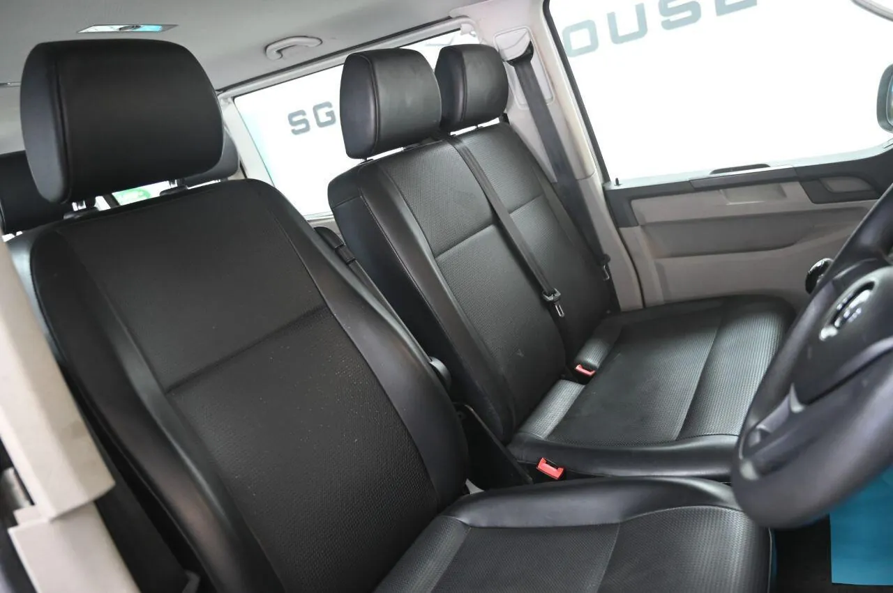 Volkswagen Transporter Shuttle 2018 photo 3