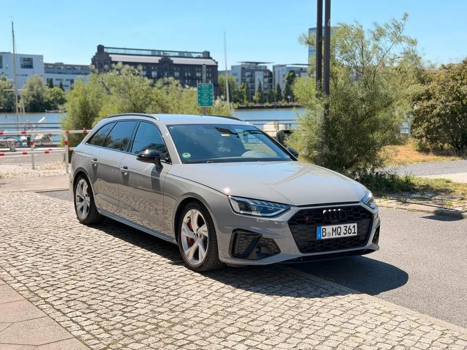 Audi S4