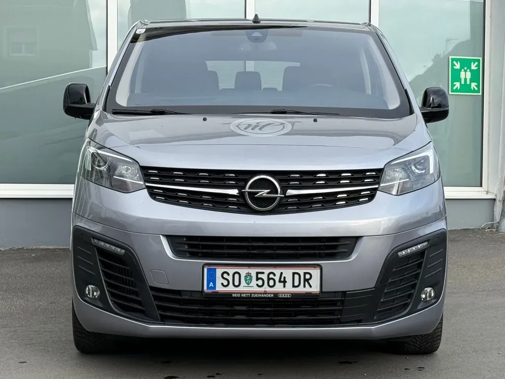 Opel Zafira 2022 photo 3