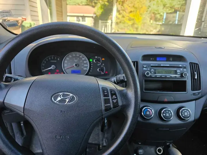 Hyundai Elantra 2008 photo 4