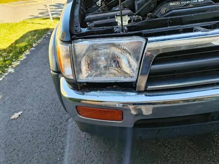 Toyota 4Runner 1998 photo 2