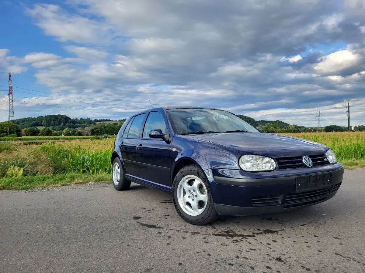 Volkswagen Golf 1998 photo 2