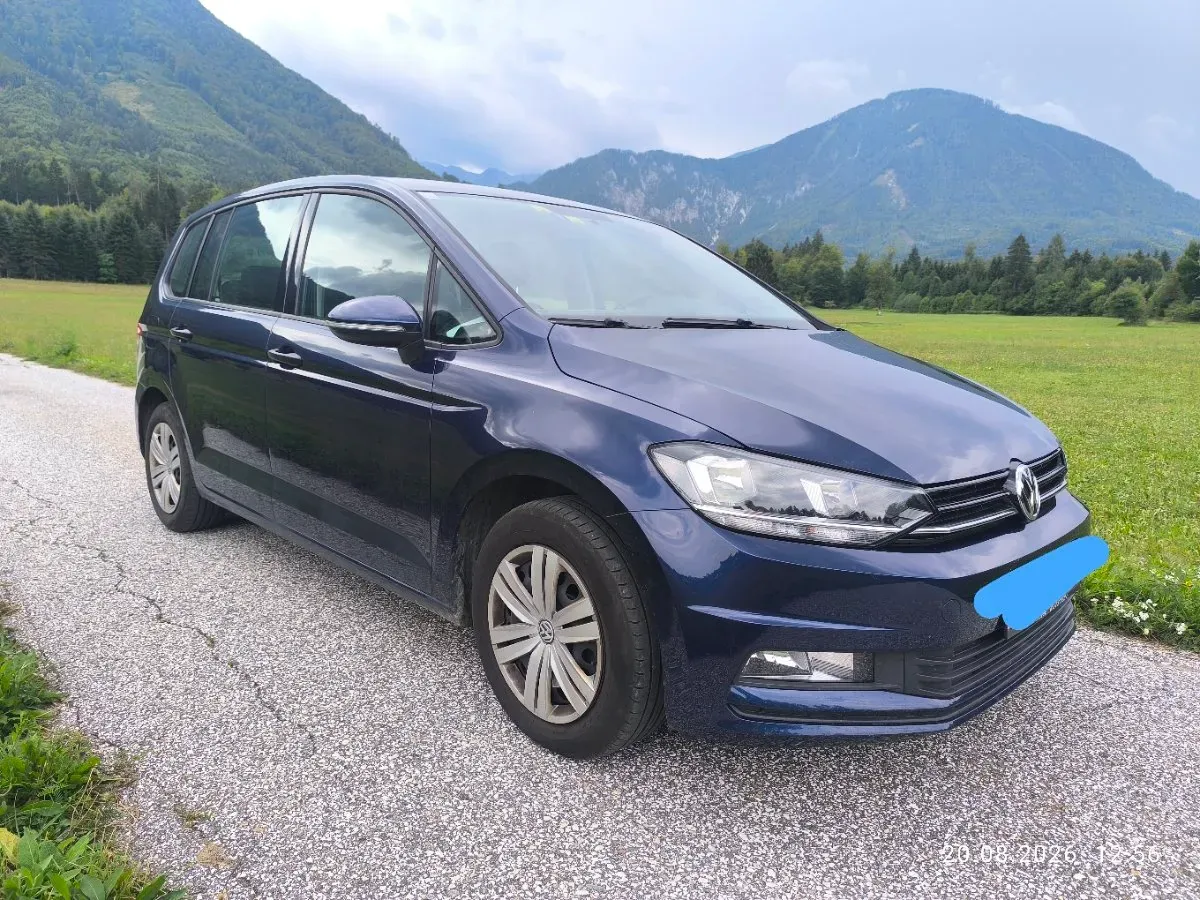 Volkswagen Touran 2016 photo 2