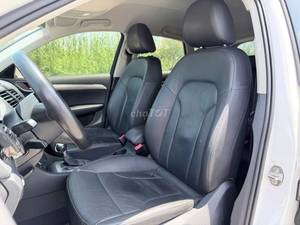 Audi Q3 2015 photo 5