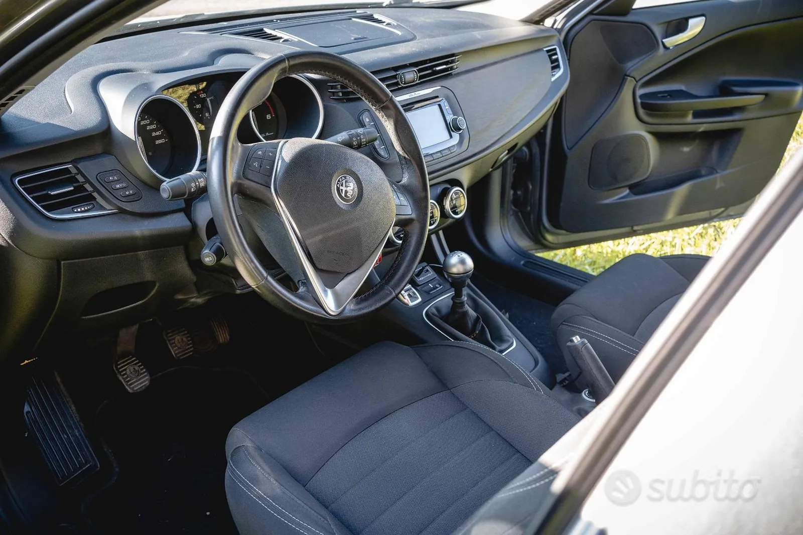 Alfa Romeo Giulietta 2017 photo 4