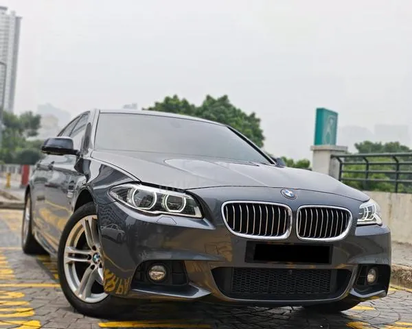 BMW 520I