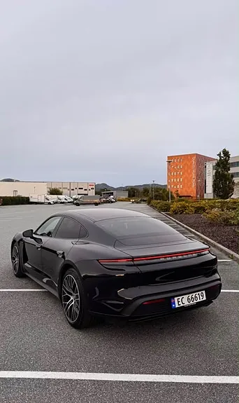 Porsche Taycan