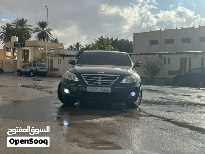Genesis G80 2010 photo 2