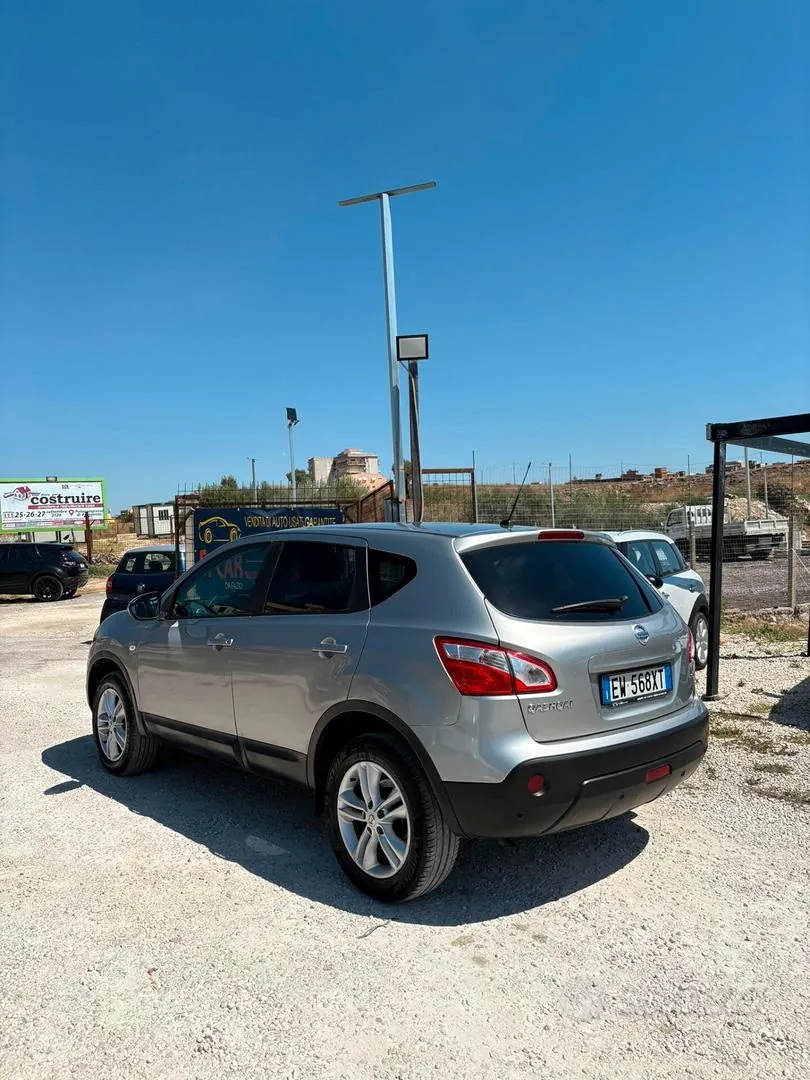 Nissan Qashqai 2014 photo 2