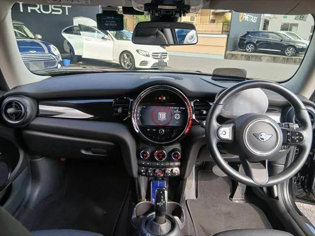 Mini Cooper 2023 photo 3