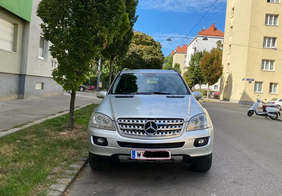 Mercedes-Benz M-Class