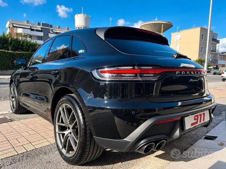 Porsche Macan 2023 photo 3