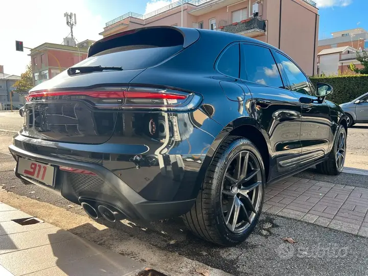 Porsche Macan 2023 photo 5