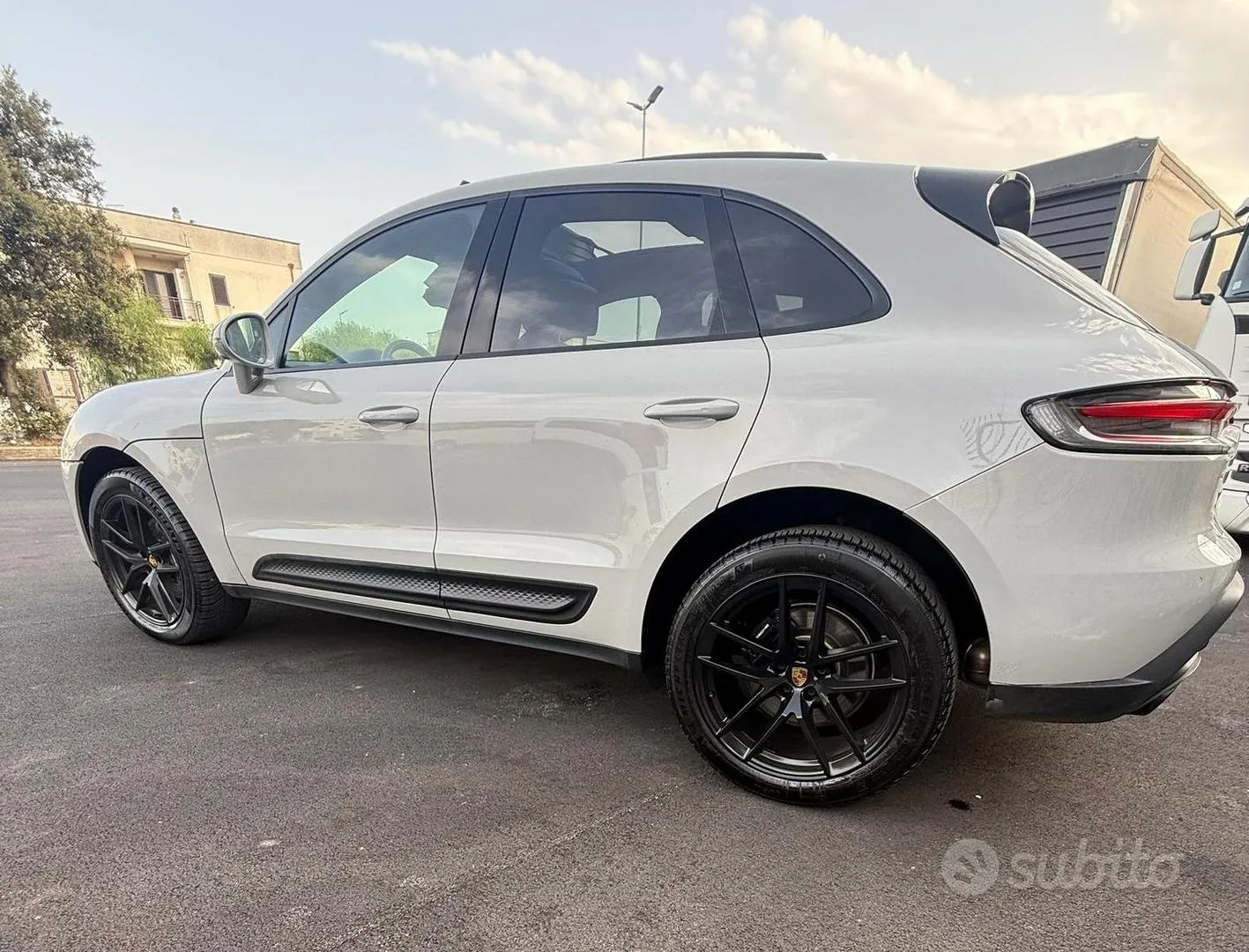 Porsche Macan 2022 photo 2