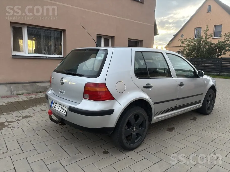 Volkswagen Golf 2001 photo 4