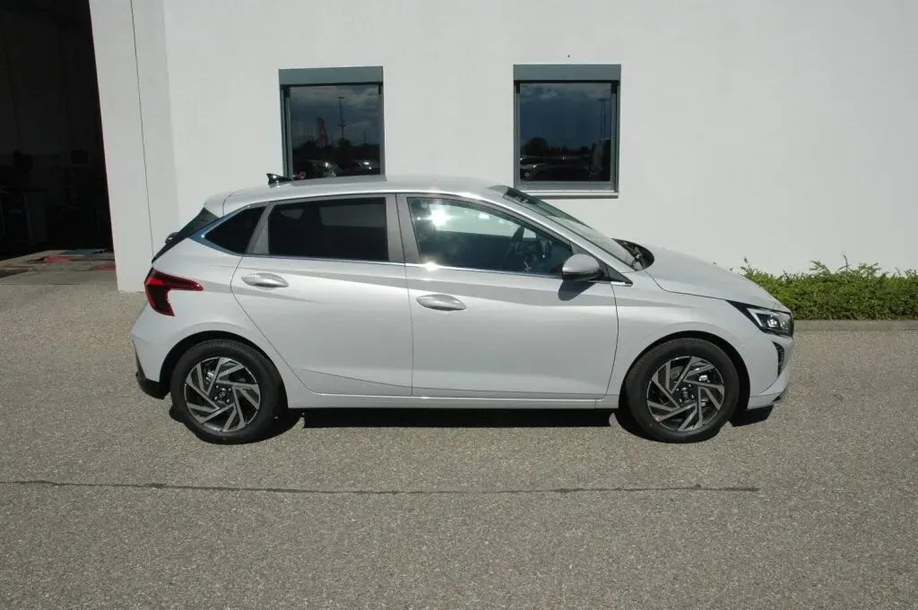 Hyundai I20