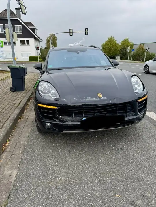 Porsche Macan S