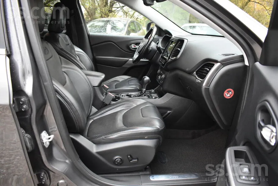 Jeep Cherokee 2019 photo 5