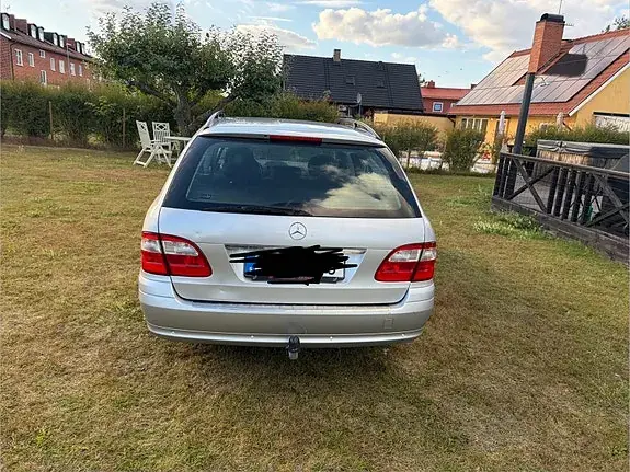 Mercedes-Benz E 220 2006 photo 4