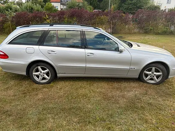 Mercedes-Benz E 220 2006 photo 3