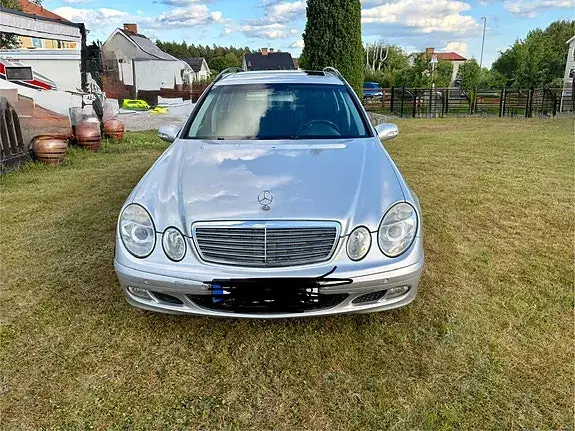 Mercedes-Benz E 220 2006 photo 2