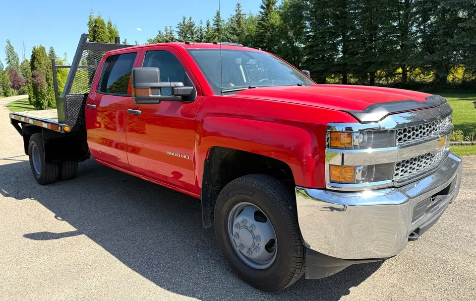 Chevrolet Silverado 3500Hd 2019 photo 3