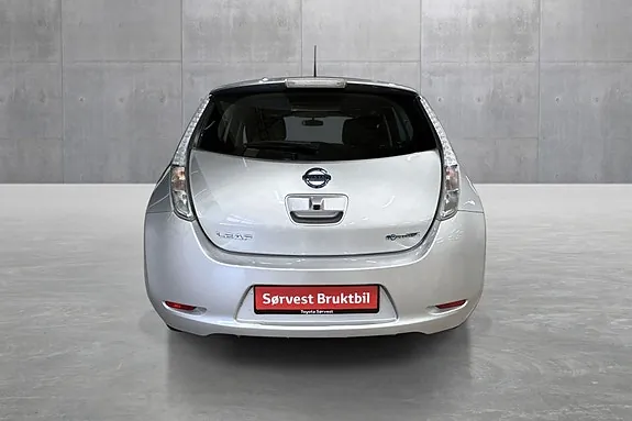 Nissan Leaf 2015 photo 4