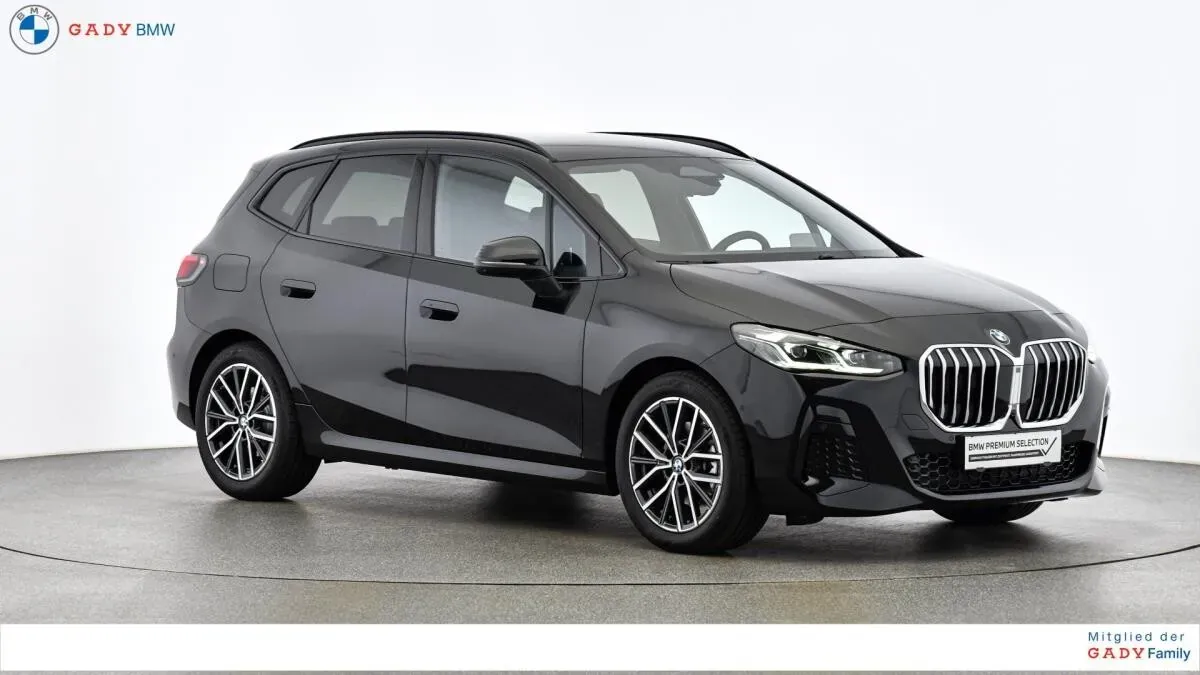 BMW 2 Series 2025 photo 3