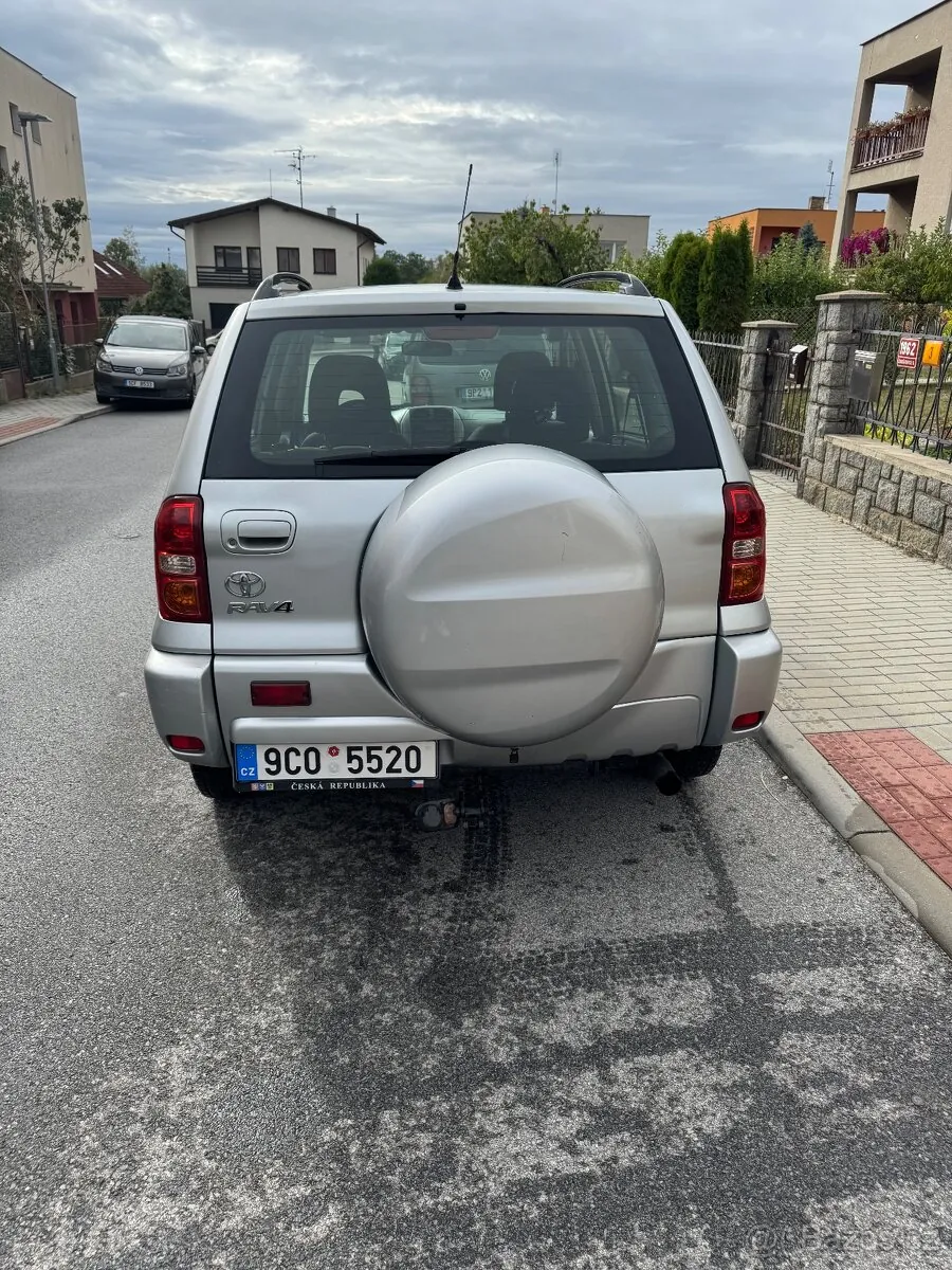 Toyota Rav4 2005 photo 4