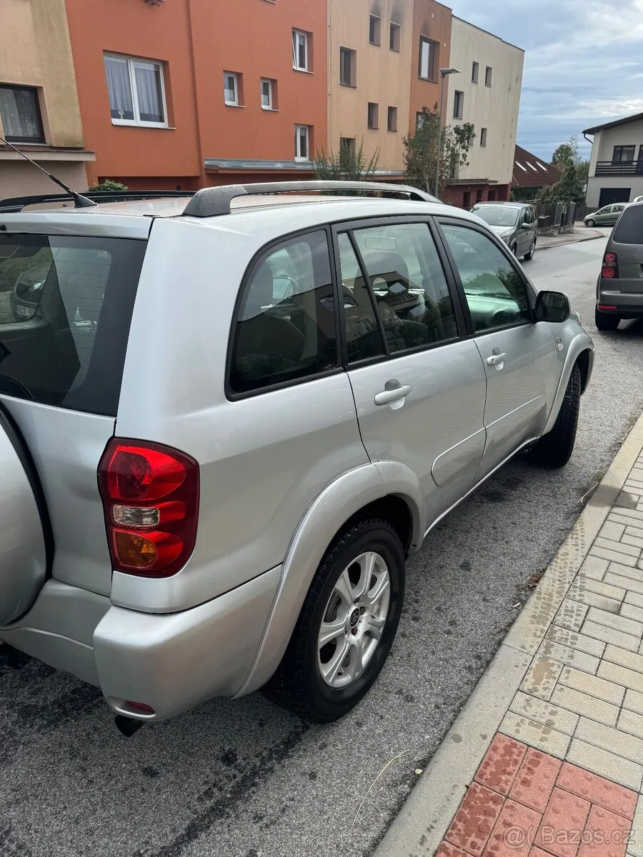 Toyota Rav4 2005 photo 5