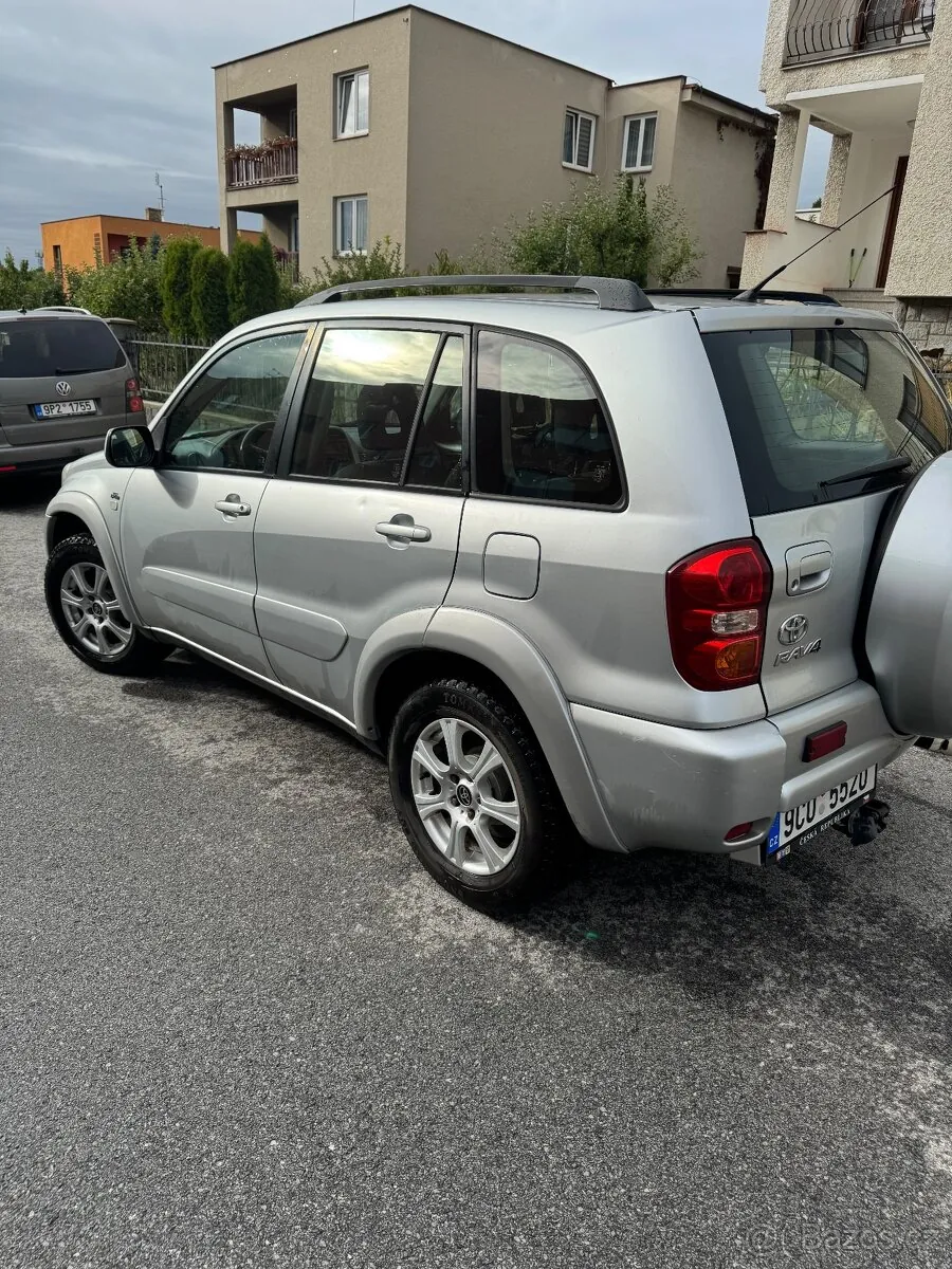 Toyota Rav4 2005 photo 3