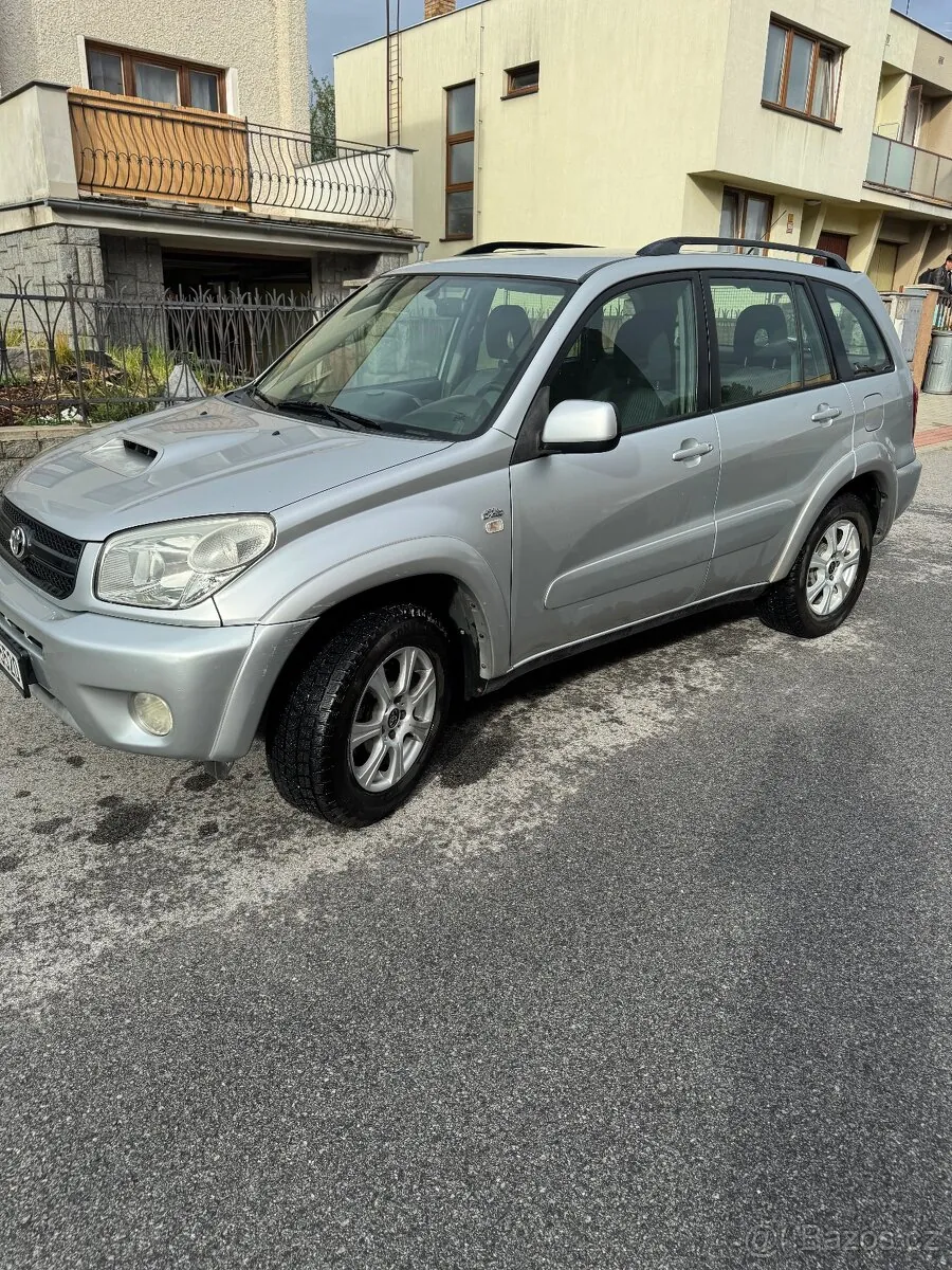 Toyota Rav4 2005 photo 2