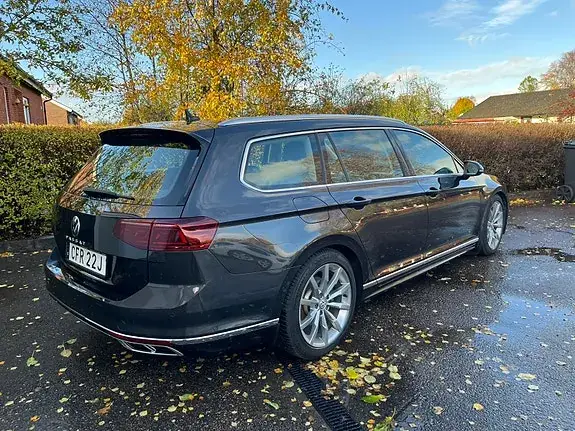 Volkswagen Passat 2021 photo 3