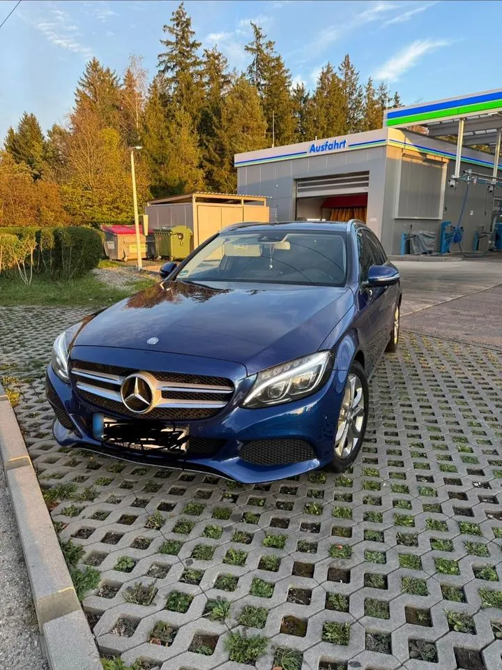 Mercedes-Benz C 220 D