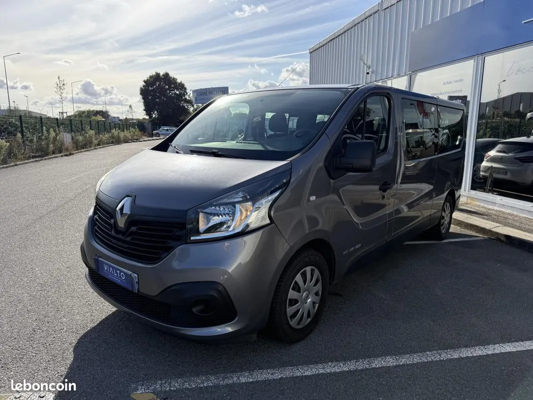 Renault Trafic 2016 photo 3