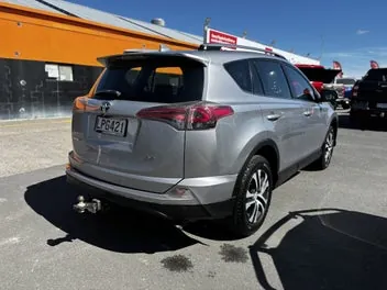Toyota Rav4 2018 photo 4