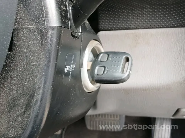 Subaru Forester 2005 photo 2