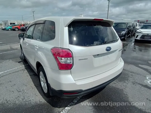 Subaru Forester 2014 photo 3