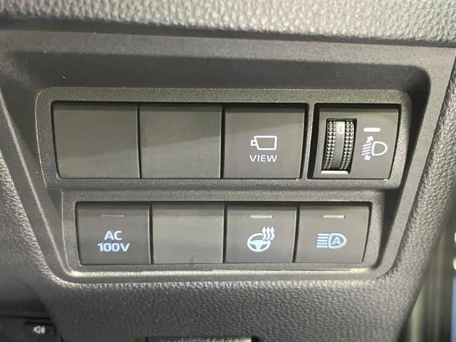 Toyota Yaris Cross Hybrid Z 2023 photo 5