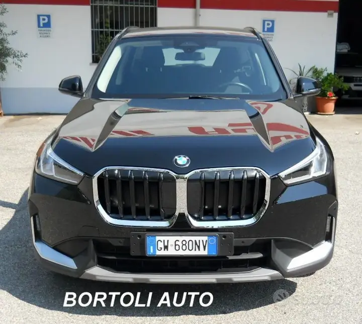 BMW X1 2024 photo 2