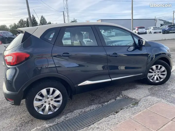 Renault Captur 2013 photo 2