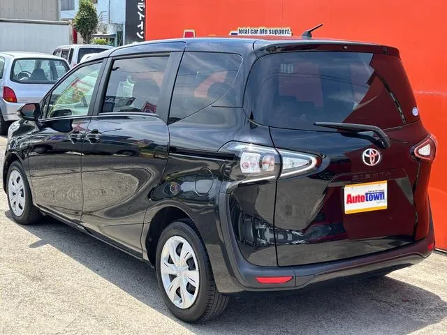 Toyota Sienna 2021 photo 3