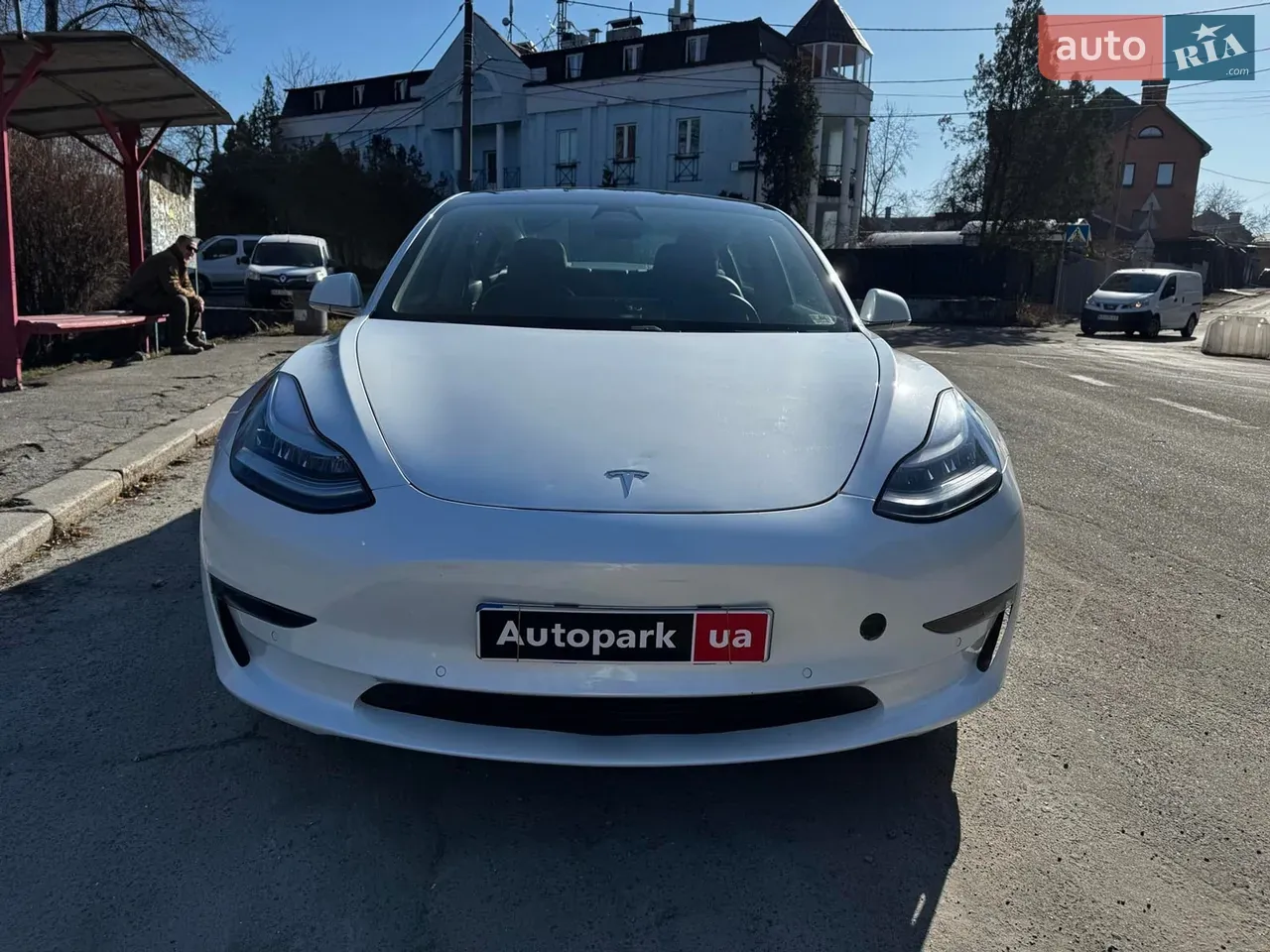 Tesla Model 3 2020 photo 2