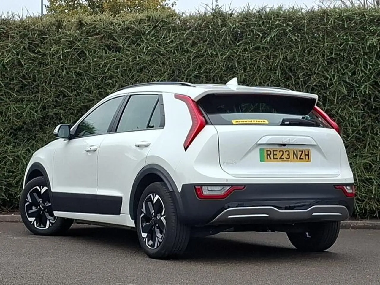 Kia Niro 2023 photo 2