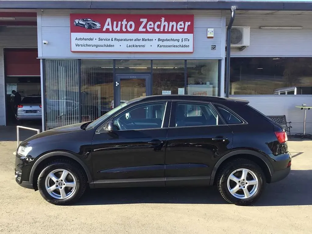 Audi Q3 2013 photo 2