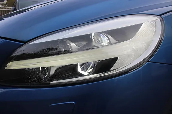Volvo V40 2016 photo 3