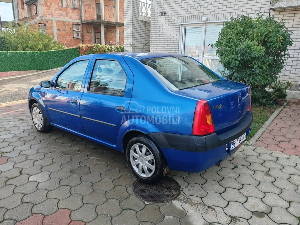 Dacia Logan 2005 photo 2