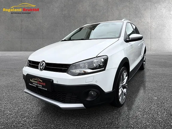 Volkswagen Polo 2015 photo 2